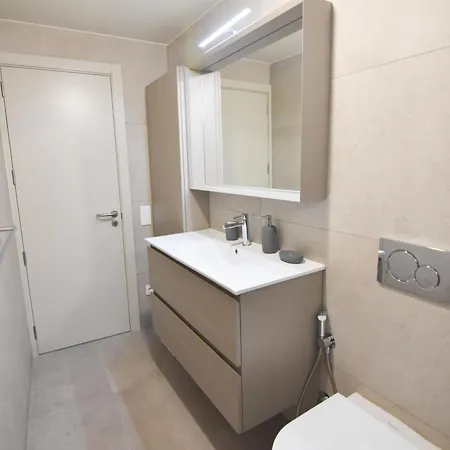 2 Bedroom Close To The In Maspalomas *